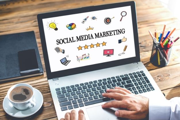 choosing social media marketing as the business